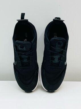 Nike Women's Air Max Black Sneakers with white Accents